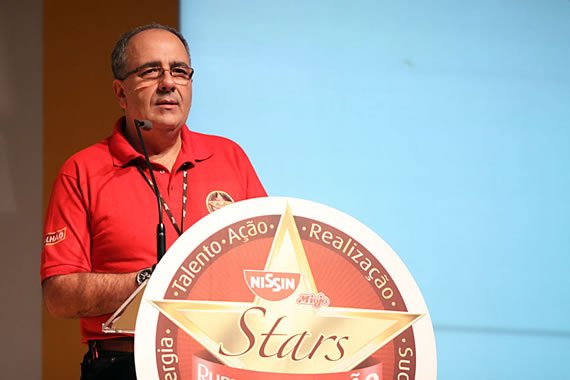 Paulo De Sá palestrando no evento Stars da Nissin